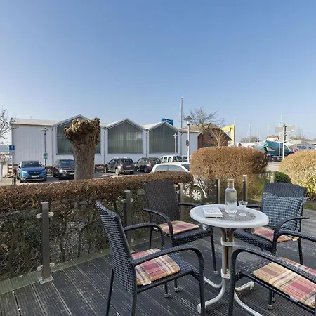 Apartment Hafen 13 Hafenblick 1 Laboe